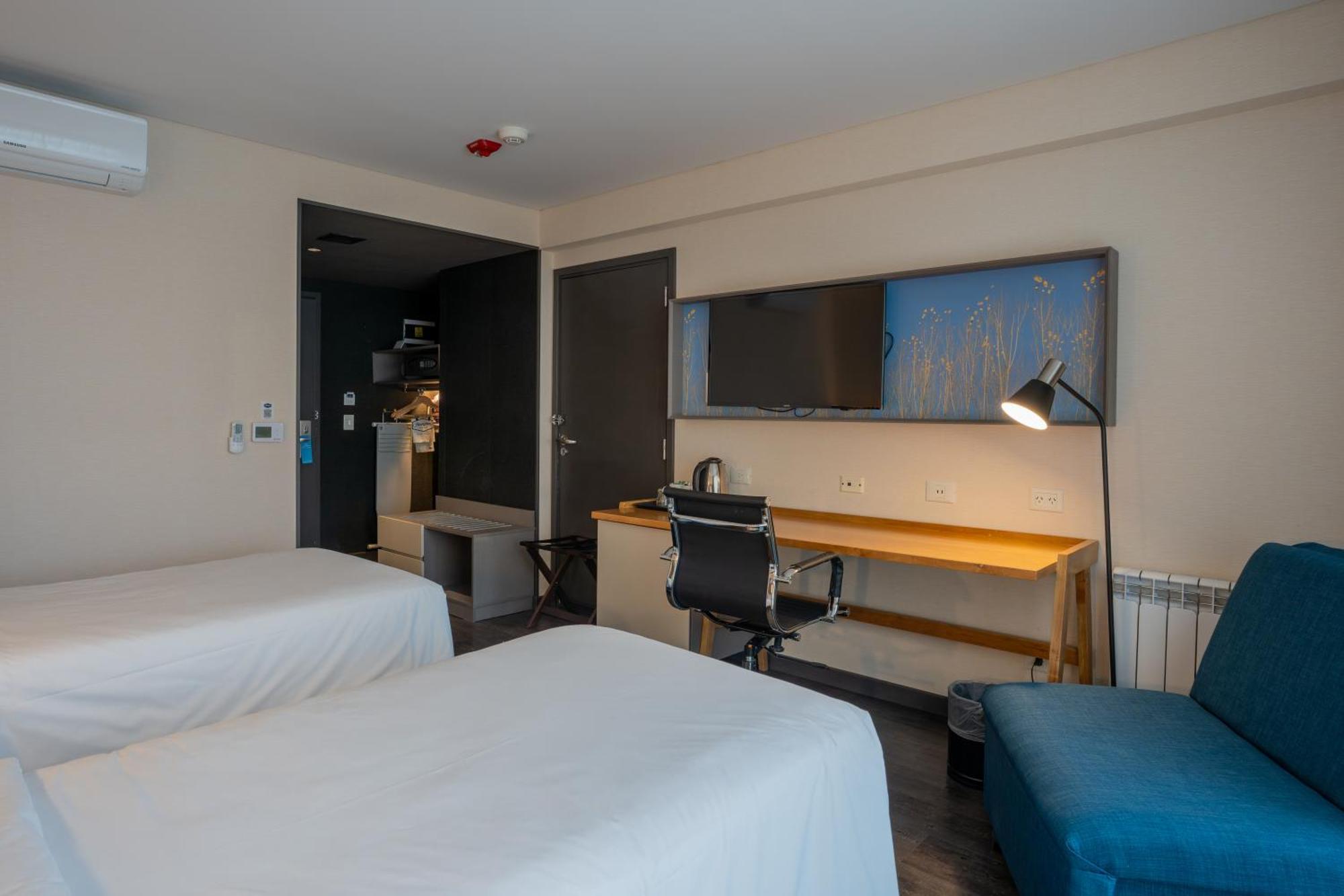 Hampton By Hilton Bariloche Hotel Exterior photo