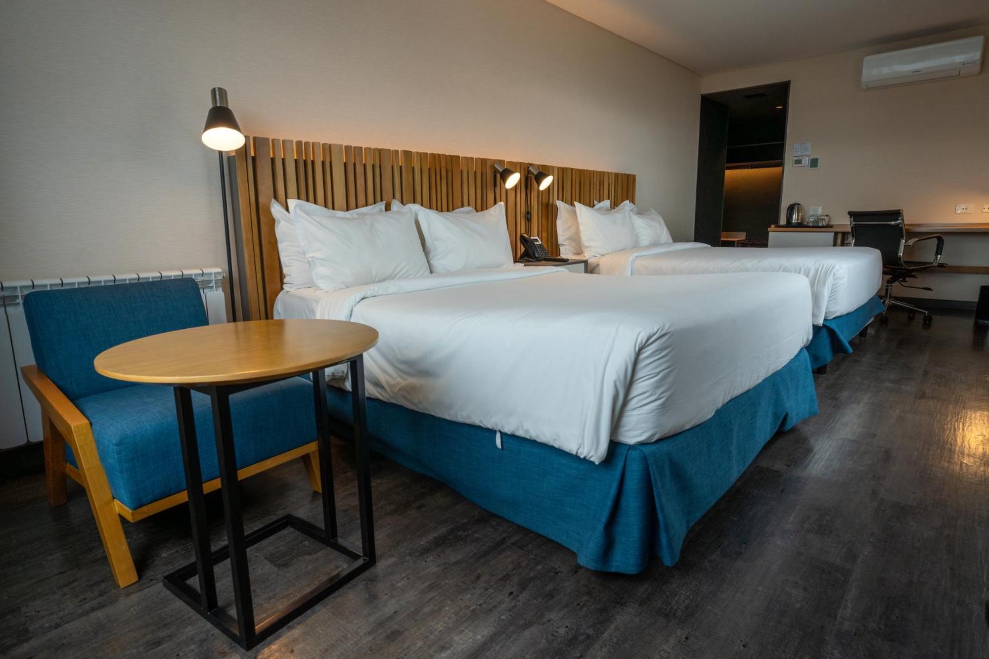 Hampton By Hilton Bariloche Hotel Exterior photo